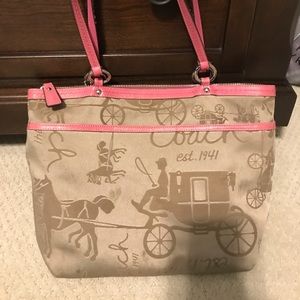 Coach purse. Free coordinating bow
